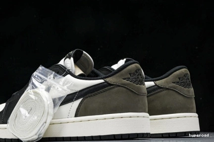 Hyperoad Air OG 1 Jordan Low “Mocha” 1112